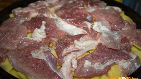 мясо по-французски в духовке