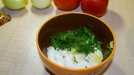 мясо свинины по-французски с помидорами картошкой сыром