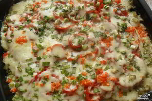 Свинина по-французски с помидорами и картошкой