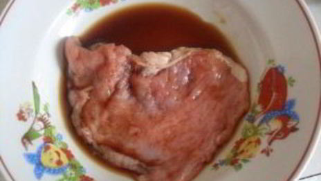 свинина по-французски с помидорами и картошкой