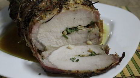 ароматная фаршированная корейка к рождеству