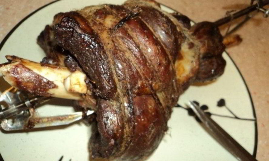 Рецепт баранья нога на вертеле