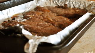 Говядина на кости в духовке