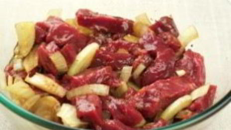 говядина в рукаве в духовке