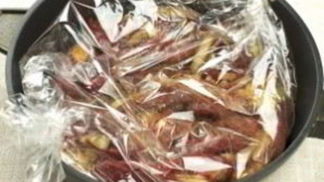 говядина в рукаве в духовке