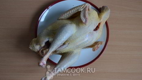 индейка, запеченная в духовке целиком