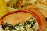 Куриные грудки, фаршированные шпинатом и фетой