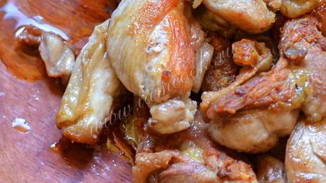 куриные окорочка жаренные с овощами