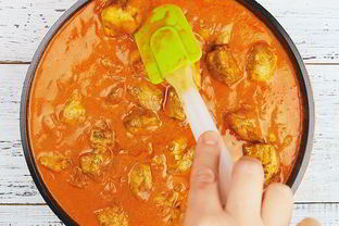 Курица в томатно-сливочном соусе