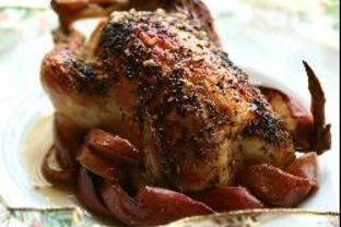 Курица запеченная в духовке целиком с яблоками