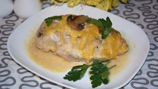 Мясо с шампиньонами в духовке