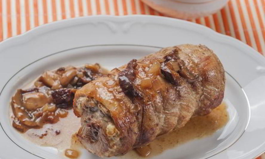 Рецепт свиная корейка фаршированная грибами и сыром