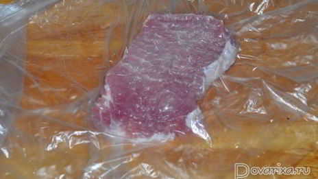 свиные отбивные в кукурузной муке