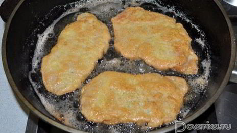 свиные отбивные в кукурузной муке