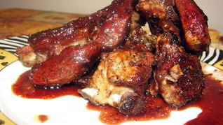 Телятина в смородиново-винном соусе