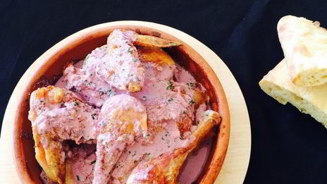 цыпленок под соусом из ежевики