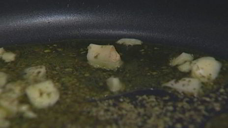 цыпленок с соусом из помидоров и перца