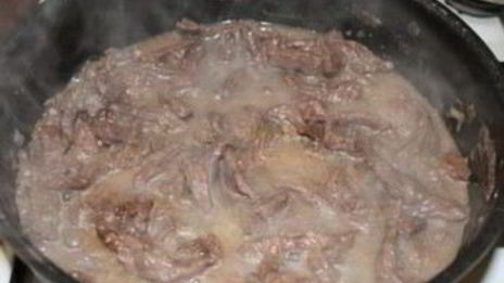 тушеная телятина со сливками