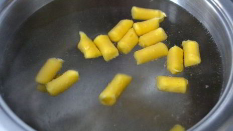 ньокки-суфле под грибным соусом бешамель