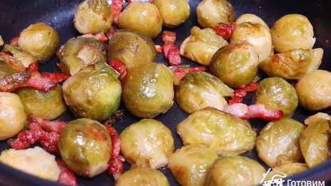 брюссельская капуста с беконом