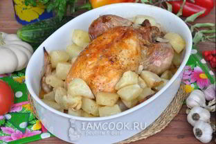 Фаршированная курица с патиссонами в рукаве