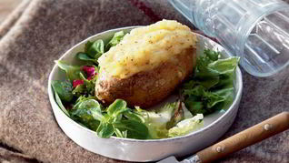 Фаршированный картофель с сыром