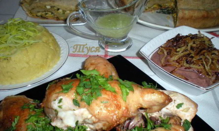 Рецепт фасолица с жареным луком