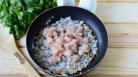 кабачки, фаршированные куриной грудкой