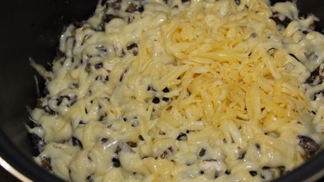 картофель с грибами запеченный в мультиварке