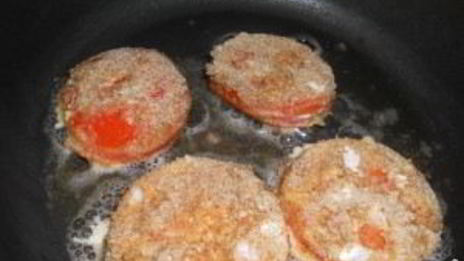 помидоры жареные