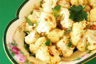 Цветная капуста, запеченная с чесноком