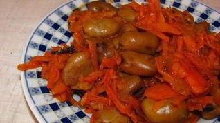 Тушеные бобы