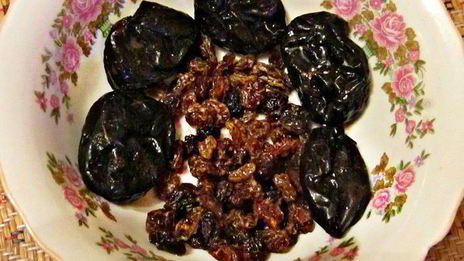 тыква, фаршированная рисом и сухофруктами