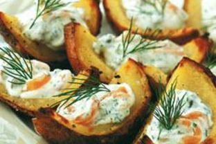 Запеченный картофель с начинкой из семги