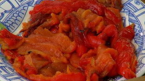 запеченный сладкий перец с грецкими орехами