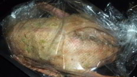 гусь с гречкой, грибами и печенью