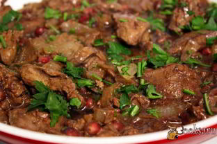 Куриная печень с гранатом и кунжутным соусом