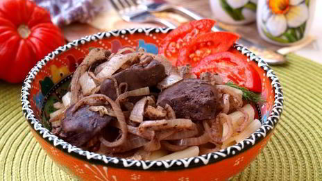 куриная печень с грецкими орехами