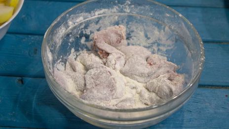 куриная печень с яблоками