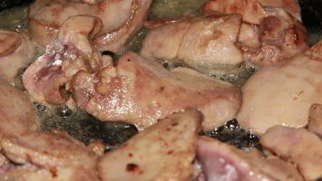 куриная печень, запеченная с овощами