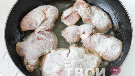 куриная печень, жареная с луком