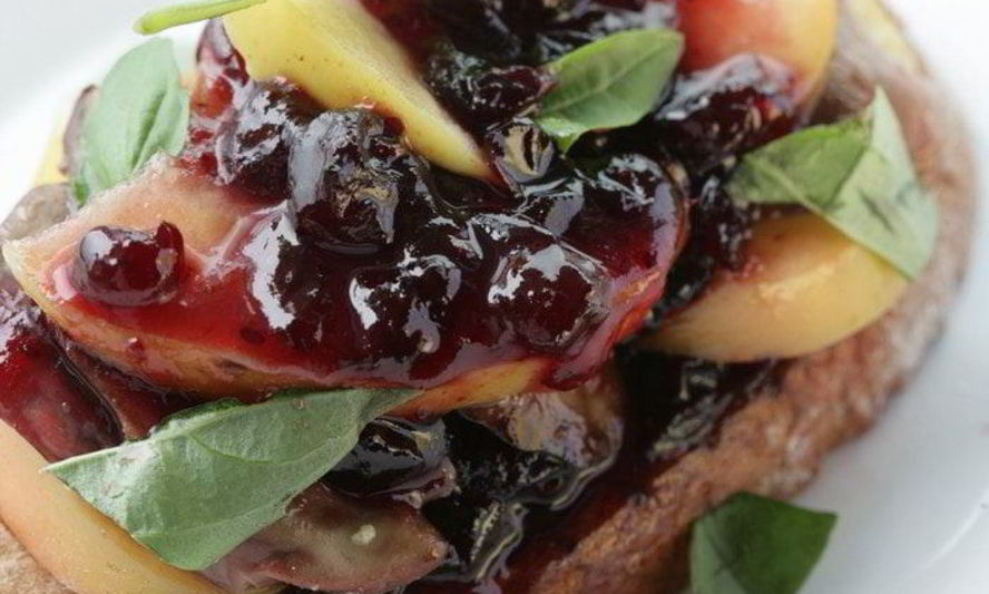 Рецепт куриная печенка с яблоками