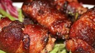 Куриная печенка в беконе