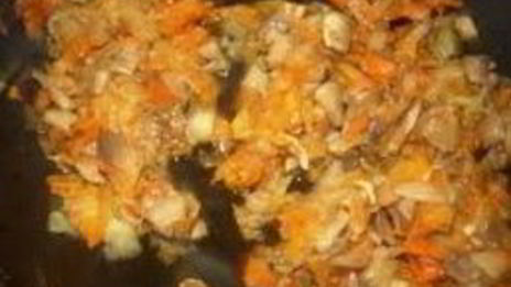 печень говяжья тушеная с грибами