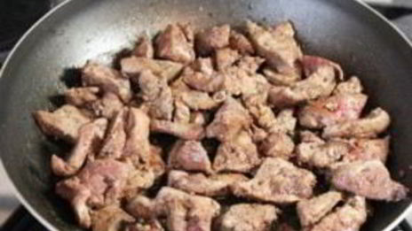 печень индейки со сметаной