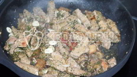 печень по-строгановски