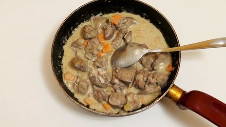 печень с морковью и сметаной