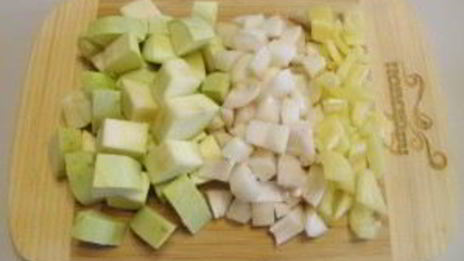 печень с овощами в духовке