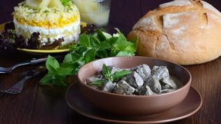 Печень в сливочном соусе