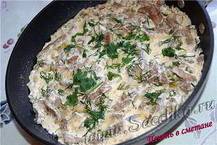 Печень в сметане